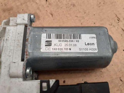  MOTOR ELEVALUNAS TRASERO IZQUIERDO 