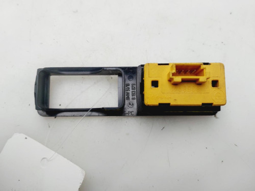 MANDO ELEVALUNAS DELANTERO IZQUIERDO BMW SERIE 3 COMPACTO (E36) 