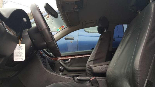 AUDI A4 BERLINA (8E) — vehículo donante para recambios 