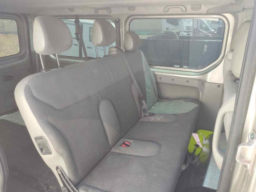  OPEL VIVARO FURGÓN/COMBI 