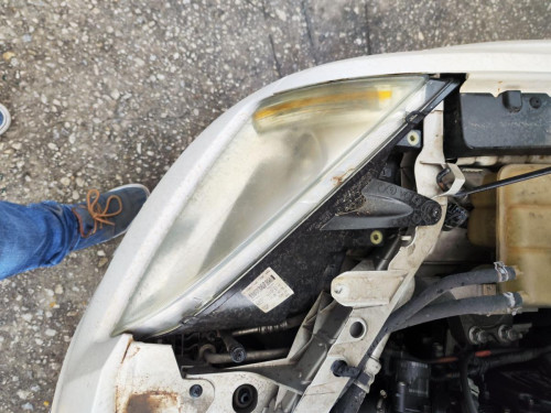 FARO DERECHO FORD FOCUS BERLINA (CAP) 
