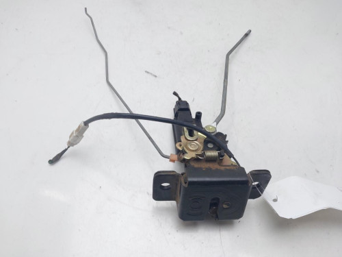 CERRADURA MALETERO / PORTON KIA CARNIVAL II (FL) 