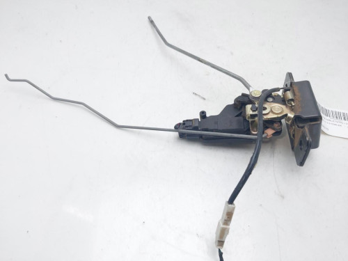 CERRADURA MALETERO / PORTON KIA CARNIVAL II (FL) 