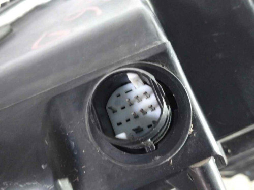 FARO DERECHO Lancia YPSILON (101) 