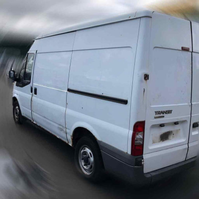 FORD TRANSIT FURGÓN (TT9)