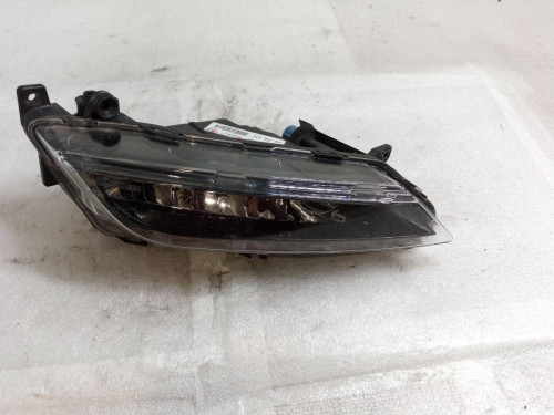  FARO ANTINIEBLA IZQUIERDO SEAT ATECA (KHP) 