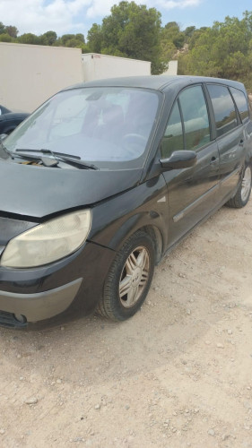 RENAULT SCENIC II (JM) — автомобиль-донор на запчасти 