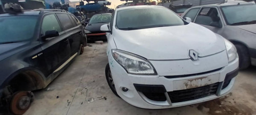  RENAULT MEGANE III BERLINA 5P 