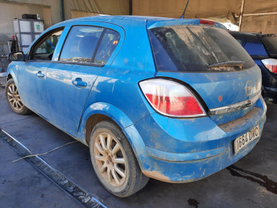 OPEL ASTRA H BERLINA