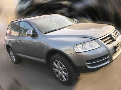  VOLKSWAGEN TOUAREG (7LA) 