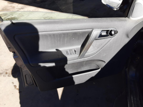 VOLKSWAGEN POLO III BERLINA (6N2) — Donor Vehicle for Used Parts 