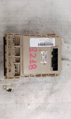 CAJA RELES / FUSIBLES, TOYOTA, VERSO (AUR2/ZGR2)