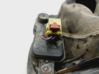 TAPA EXTERIOR COMBUSTIBLE, Volkswagen, PASSAT BERLINA (3G2)