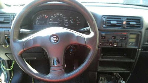  OPEL VECTRA A 