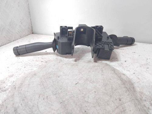WARNING Ford Fiesta Berl./Courier (1989->) Ford Fiesta Berl./Courier (1989->) 