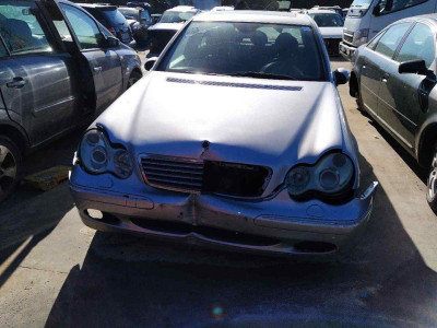 MERCEDES-BENZ CLASE C (BM 203) BERLINA