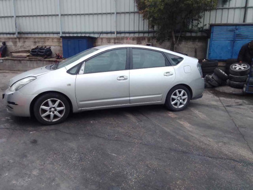  TOYOTA PRIUS (NHW20) 