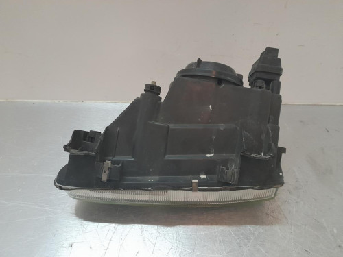 FARO DERECHO Renault MEGANE I SCENIC (JA0) 