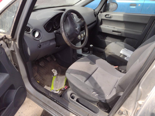 MITSUBISHI COLT CZ3 BERL. 5 (Z30A) de segunda mano