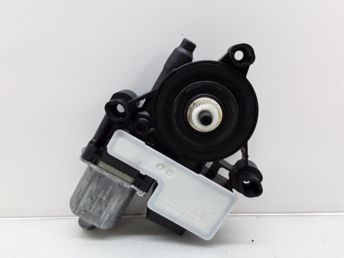 MOTOR ELEVALUNAS TRASERO DERECHO Volkswagen T-ROC (A11) 