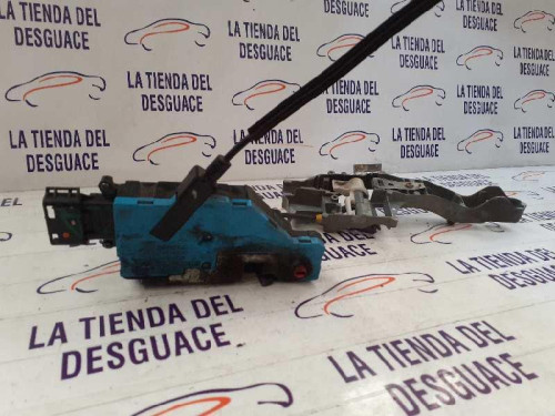  CERRADURA PUERTA TRASERA DERECHA 