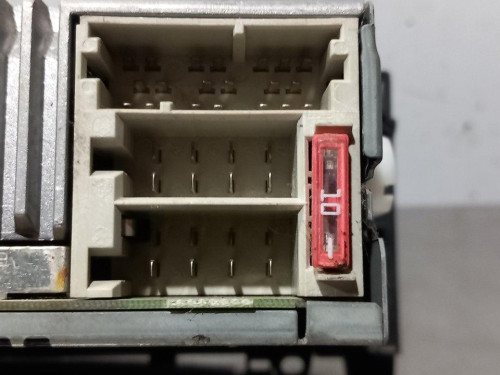  SISTEMA AUDIO / RADIO CD 