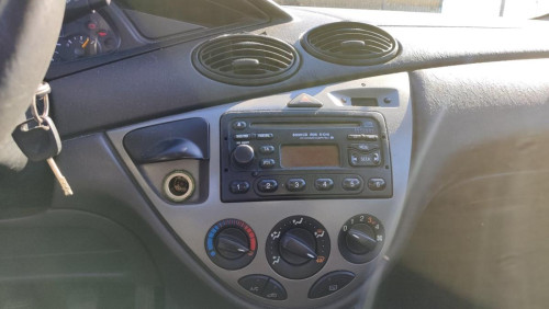  FORD FOCUS FAMILIAR (CAK) 