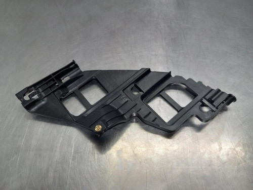  SOPORTE PARAGOLPES DELANTERO 