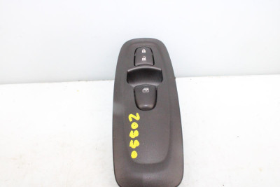 MANDO ELEVALUNAS DELANTERO DERECHO, RENAULT, KADJAR