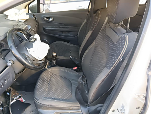 RENAULT CAPTUR I — vehículo donante para recambios 