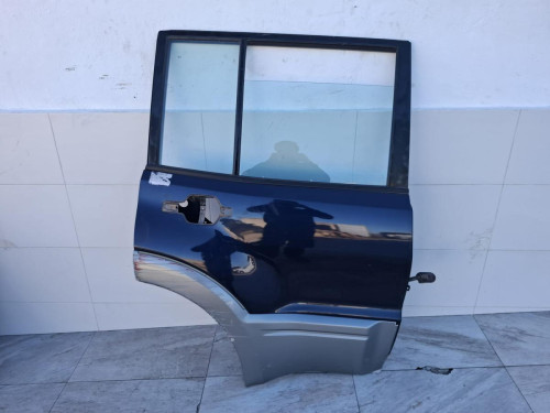 PUERTA TRASERA DERECHA MITSUBISHI MONTERO (V60/V70) 