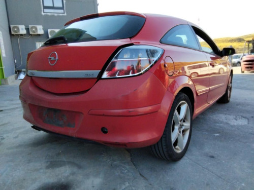  OPEL ASTRA H GTC 