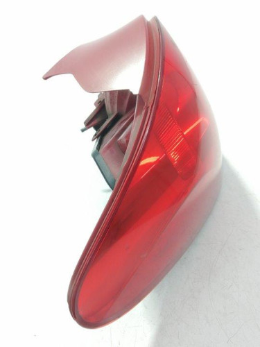  PILOTO TRASERO IZQUIERDO PEUGEOT 207 