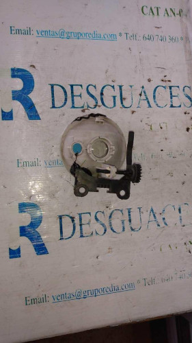  FARO ANTINIEBLA DERECHO 
