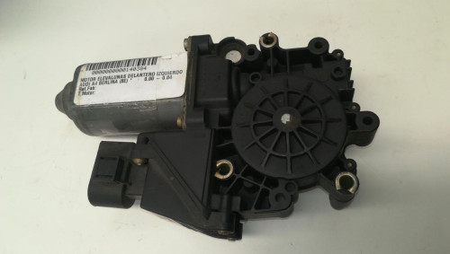  MOTOR ELEVALUNAS DELANTERO IZQUIERDO 
