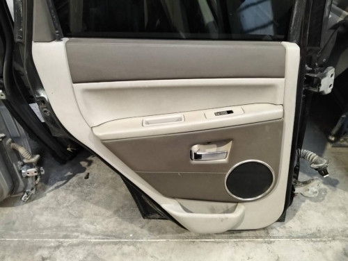 PUERTA TRASERA IZQUIERDA Jeep GRAND CHEROKEE (WH) 