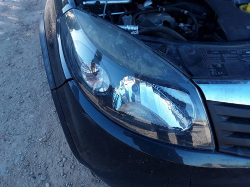 FARO DERECHO Dacia SANDERO 