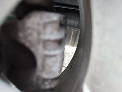 PINZA DE FRENO TRASERA IZQUIERDA