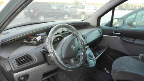 PEUGEOT 807 — автомобиль-донор на запчасти 