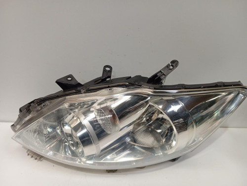 FARO IZQUIERDO Toyota AURIS (E15) 