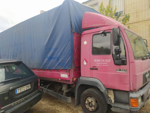 MAN — Donor Vehicle for Used Parts 
