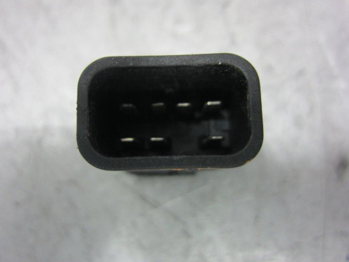 MANDO ELEVALUNAS DELANTERO IZQUIERDO Ford FIESTA BERL./COURIER 