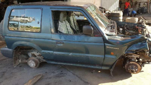  MITSUBISHI MONTERO (V20/V40) 