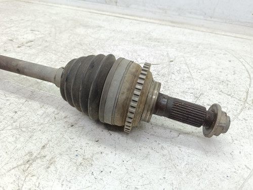 TRANSMISION DELANTERA IZQUIERDA Mazda 626 BERL./COUPE (GC) 