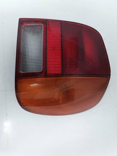 PILOTO TRASERO DERECHO VOLKSWAGEN POLO III (6N1) 
