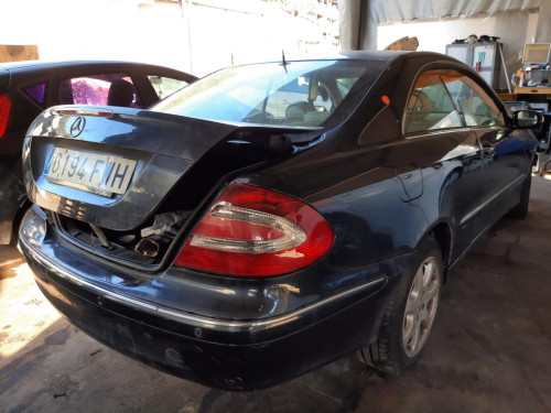 MERCEDES-BENZ CLK (BM 209) COUPE 