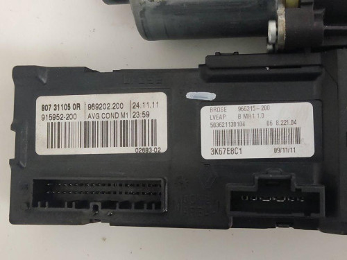 MOTOR ELEVALUNAS DELANTERO IZQUIERDO Renault SCENIC III (JZ) 