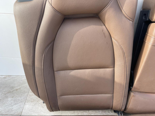 ASIENTOS TRASEROS MERCEDES-BENZ CLASE CLA (BM 117) 