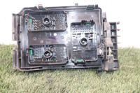 CAJA RELES / FUSIBLES