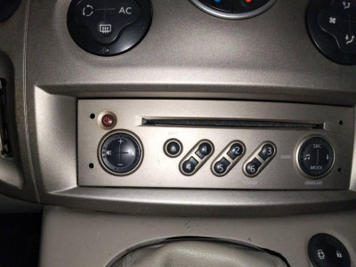 SISTEMA AUDIO / RADIO CD